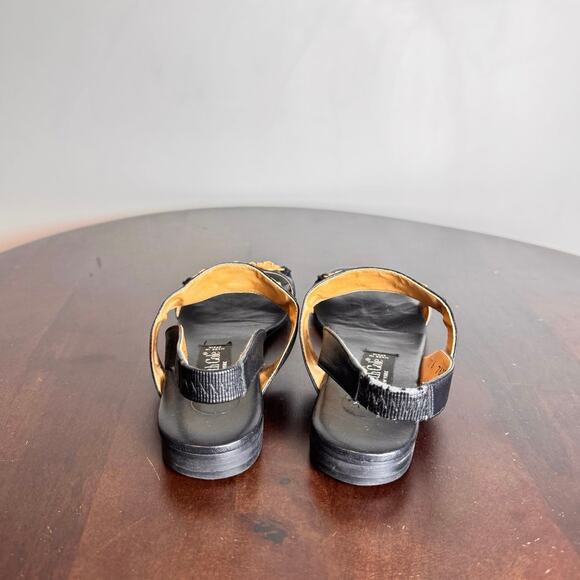 Kenneth Cole Embellished Leather Sandals - Size 6 - Picture 4 of 7